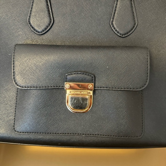 Michael Kors Bag - Picture 3 of 10